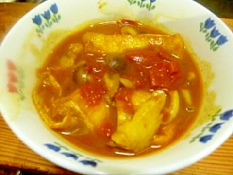 　しめじとトマトと油揚げのカレー煮込み